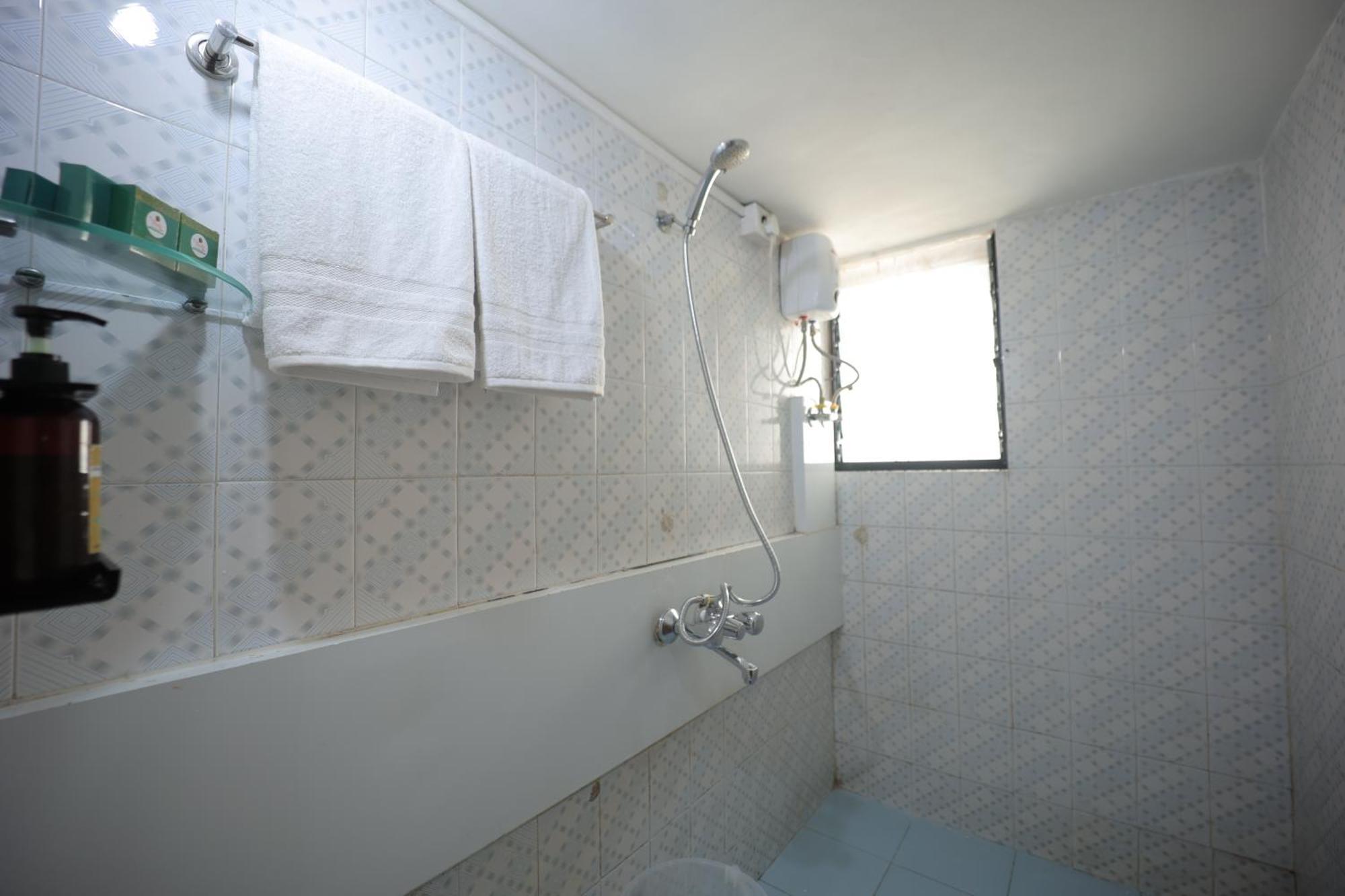 The Byke Studio Pure Veg Apartment, Thane Exterior photo